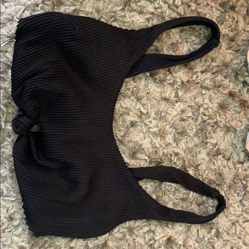 Black bathingsuit top with a knot